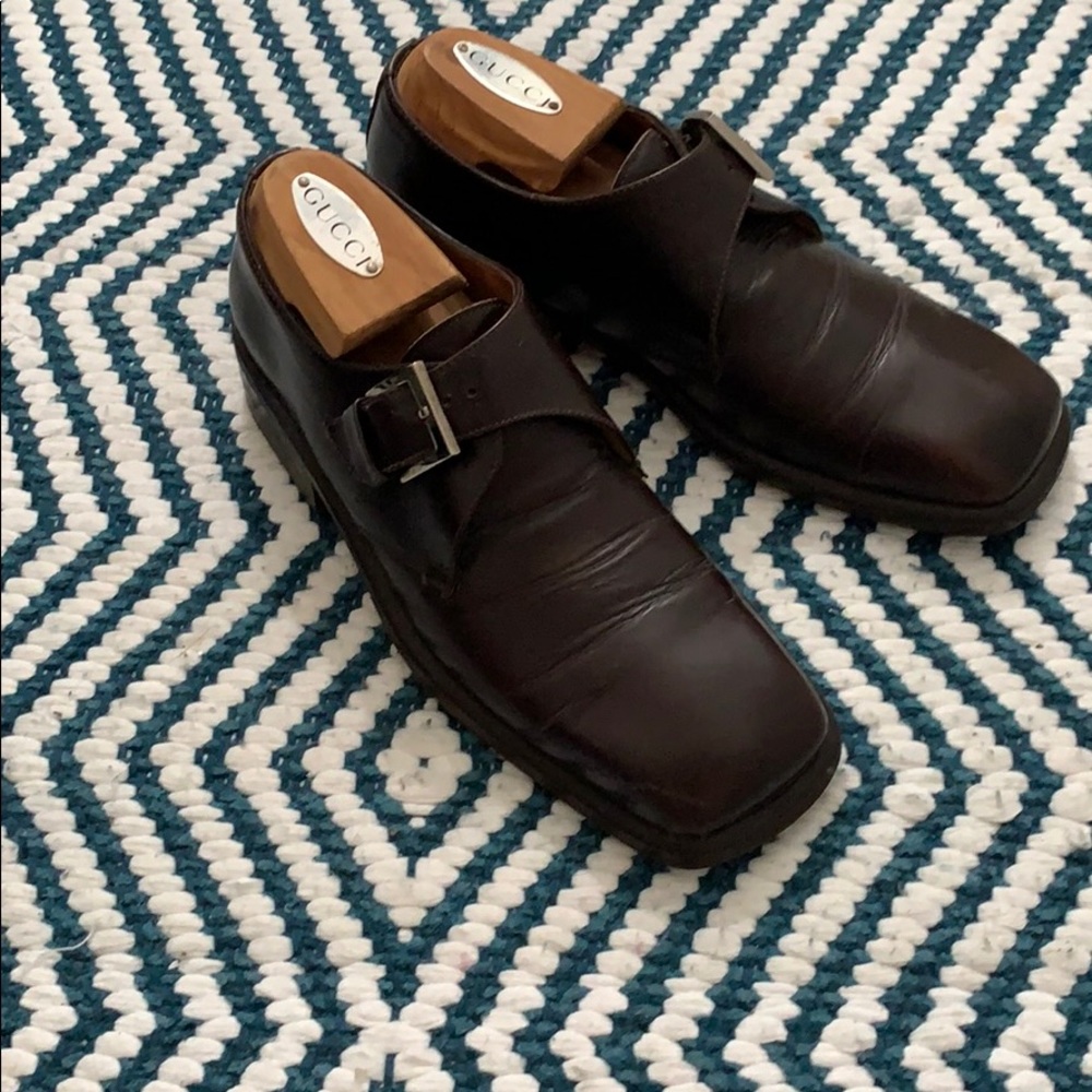 Gucci strap dressing shoes